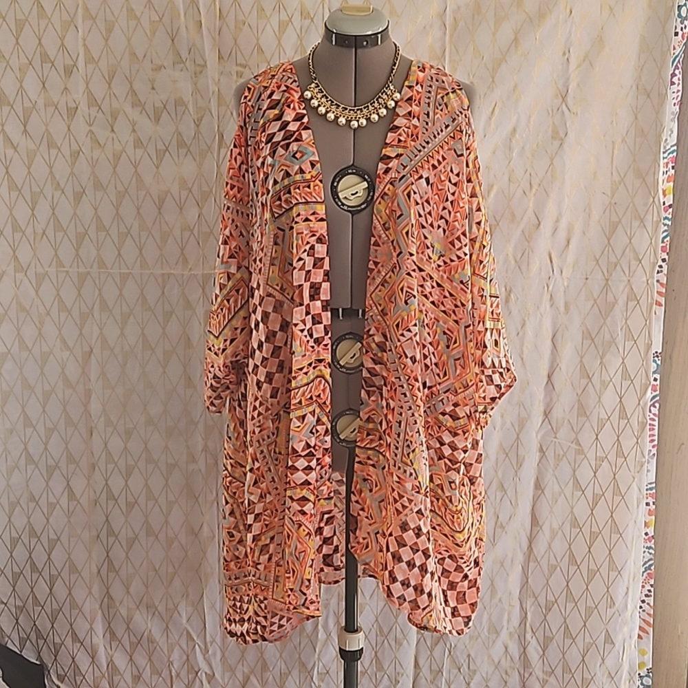 NWOT Cold Shoulder Kimono - Picture 1 of 2